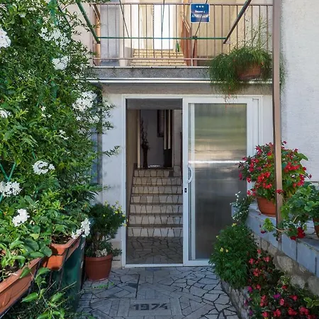 Apartment Seaview With Balcony And Terrace Barac *
