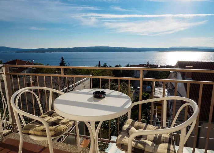 Seaview With Balcony And Terrace Barac ツリクヴェニツァ